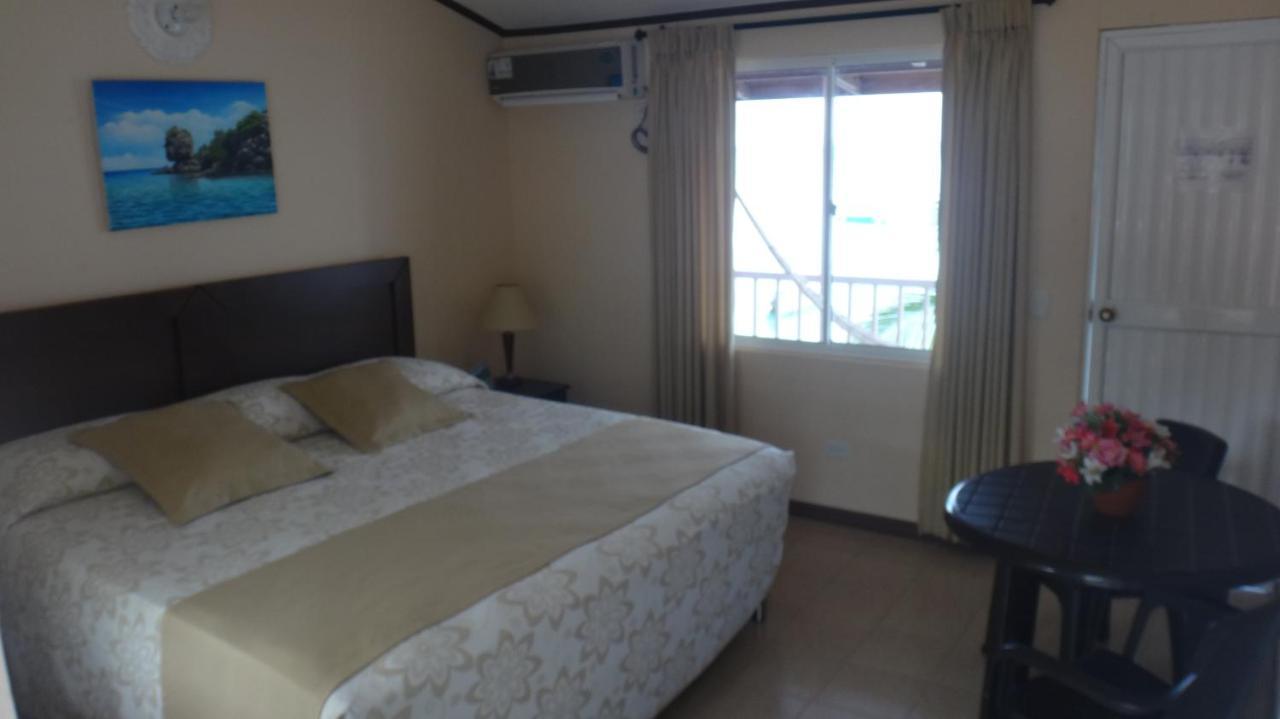 Hotel Posada Del Mar Fresh Water Bay 외부 사진
