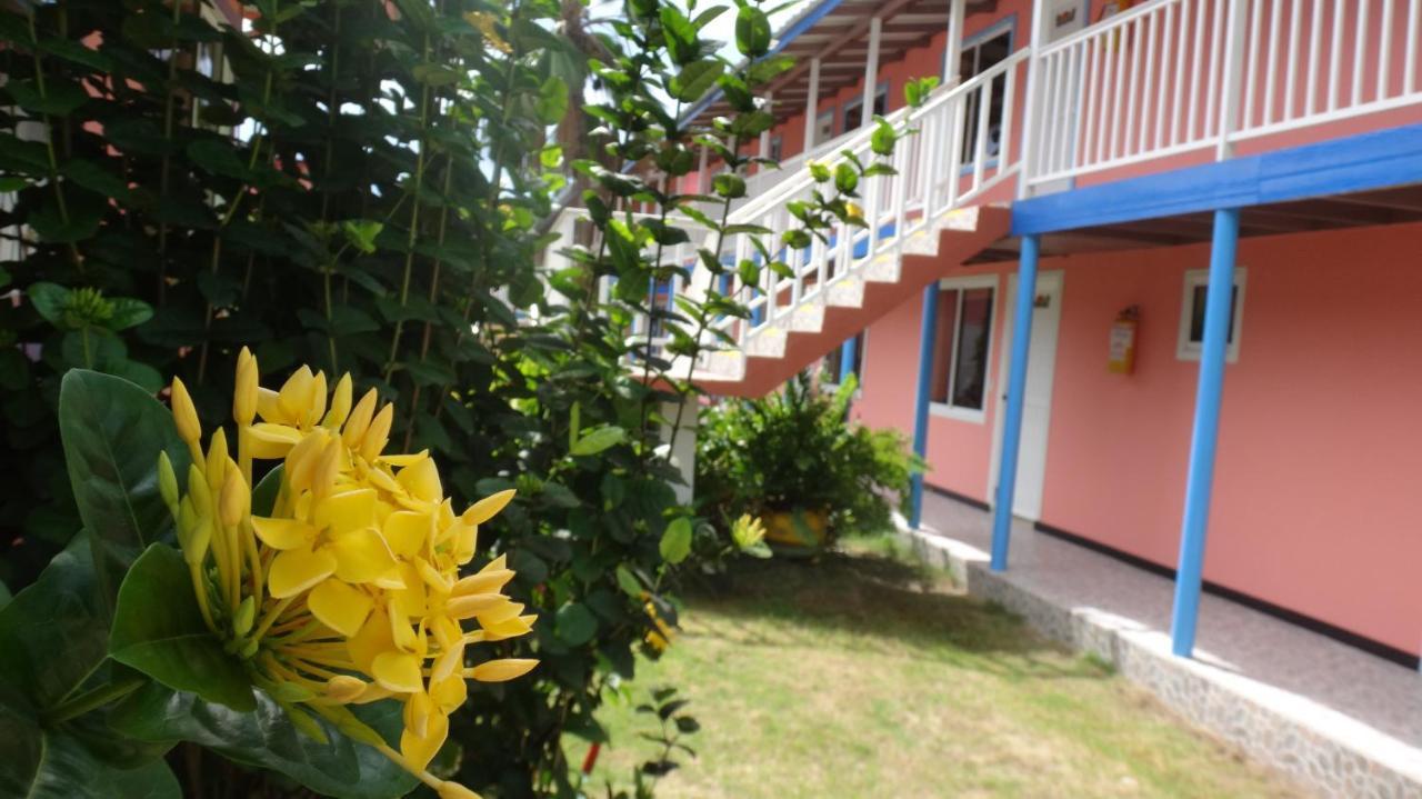 Hotel Posada Del Mar Fresh Water Bay 외부 사진