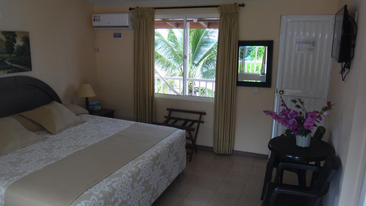 Hotel Posada Del Mar Fresh Water Bay 외부 사진